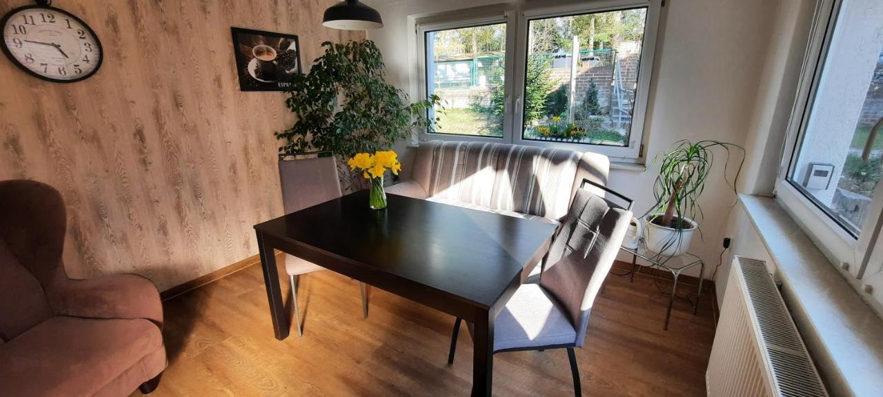 Ferienhaus Im Gruenen/Monteurzimmer Oranienburg Extérieur photo